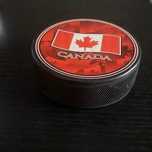 Canada Hockey Puck Souvenir